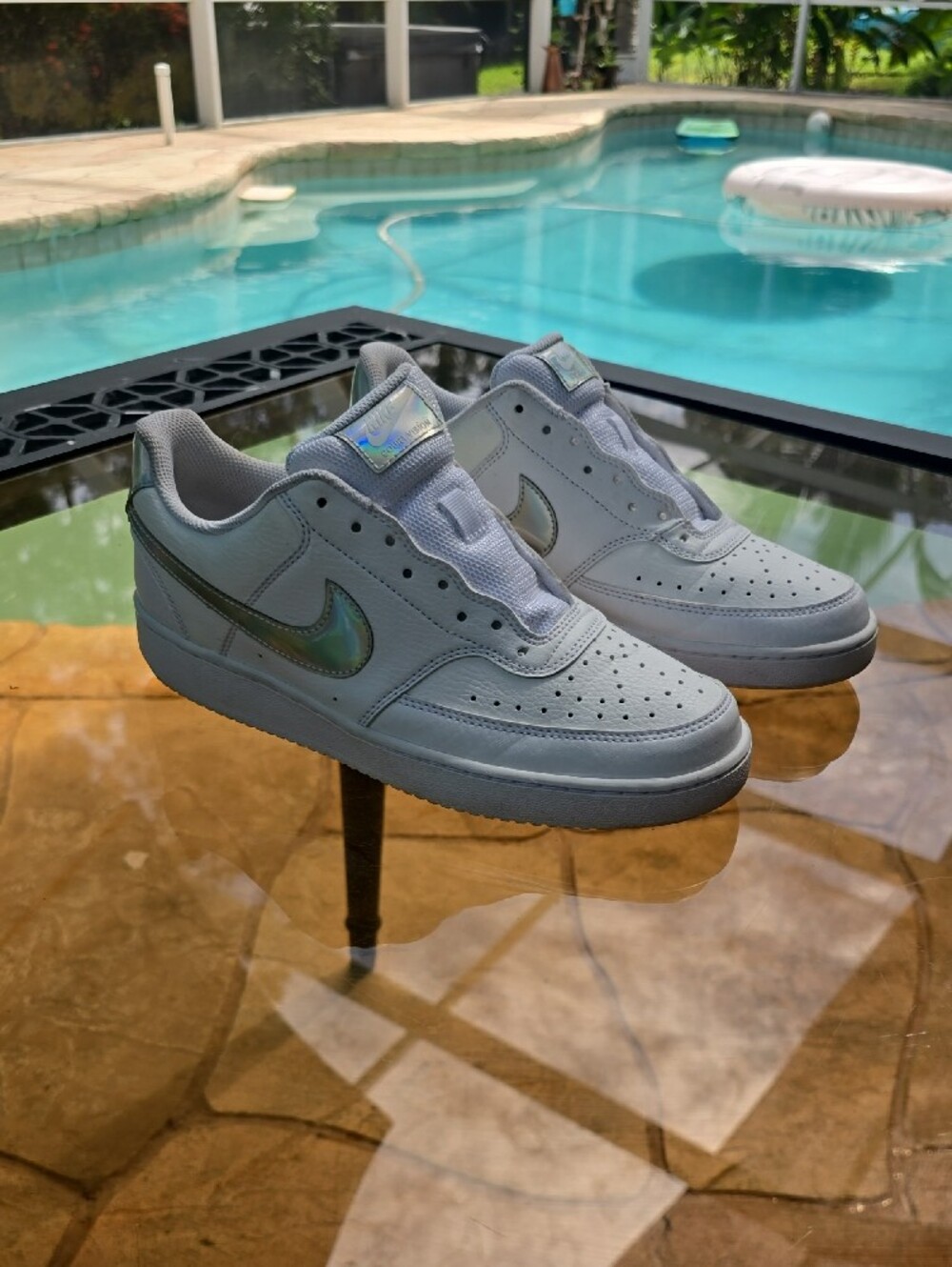 Nike Women's White Nike Sneakers - Picture 2 of 6